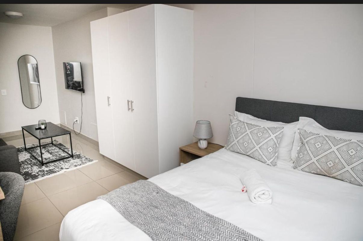 Phola Studio Suite Bedroom