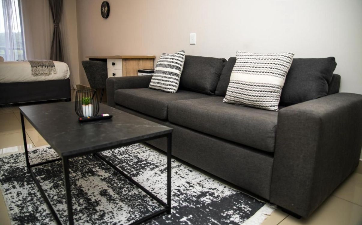 Phola Studio Suite Lounge